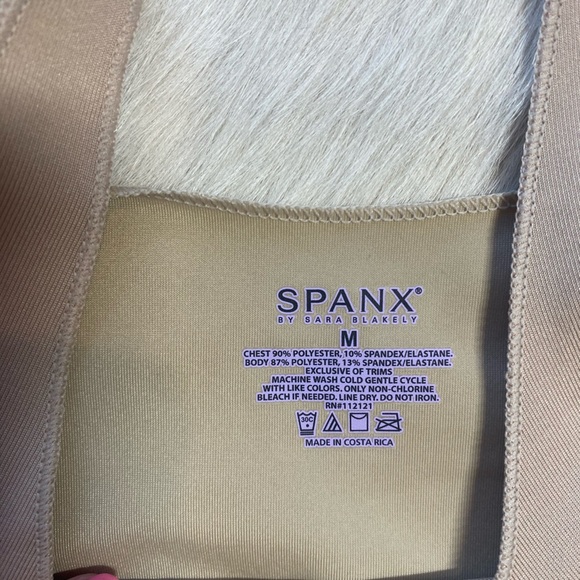 Spanx Hide & Sleek Full Slip - Picture 5 of 6